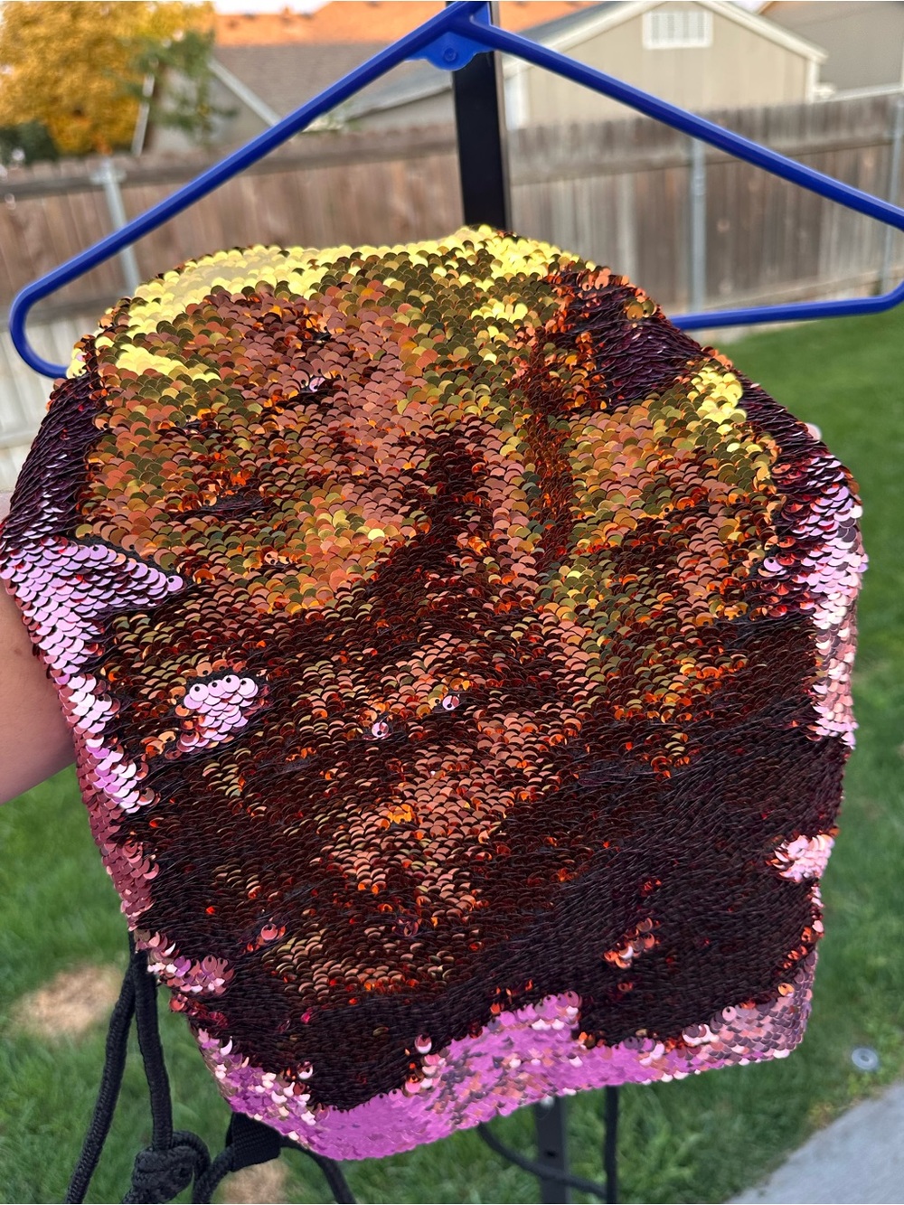 Cinch sequin backpack - Picture 4 of 4